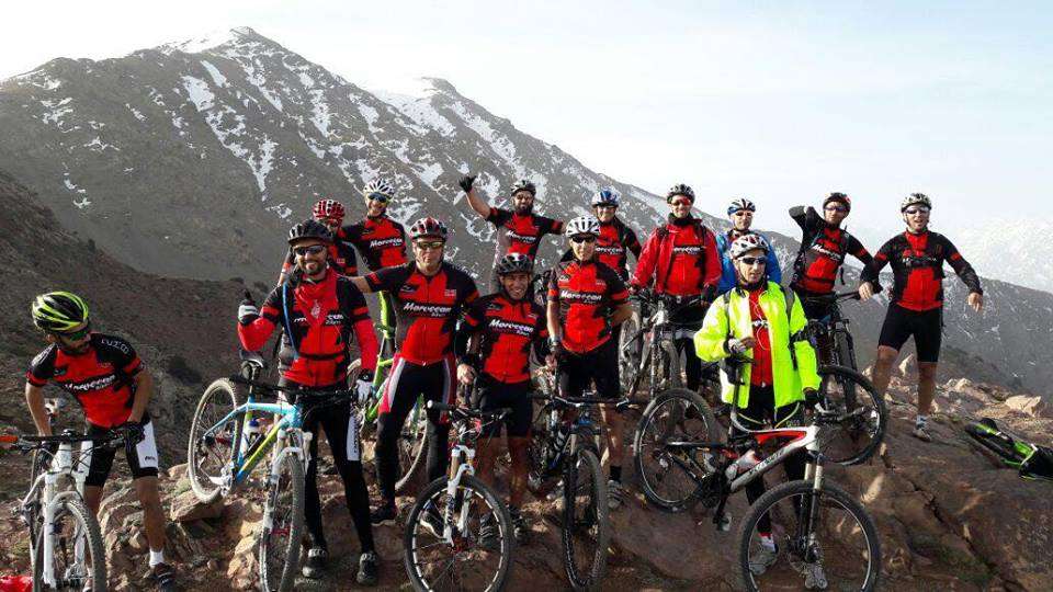 Moroccan-mountain-bikers-a-Casablanca